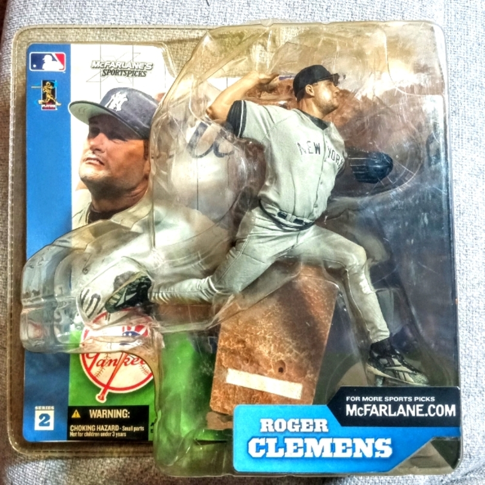 **ROGER CLEMENS** NY YANKEES 2002 MCFARLANE SERIES 2 SPORTS PICKS FIGURE NIP